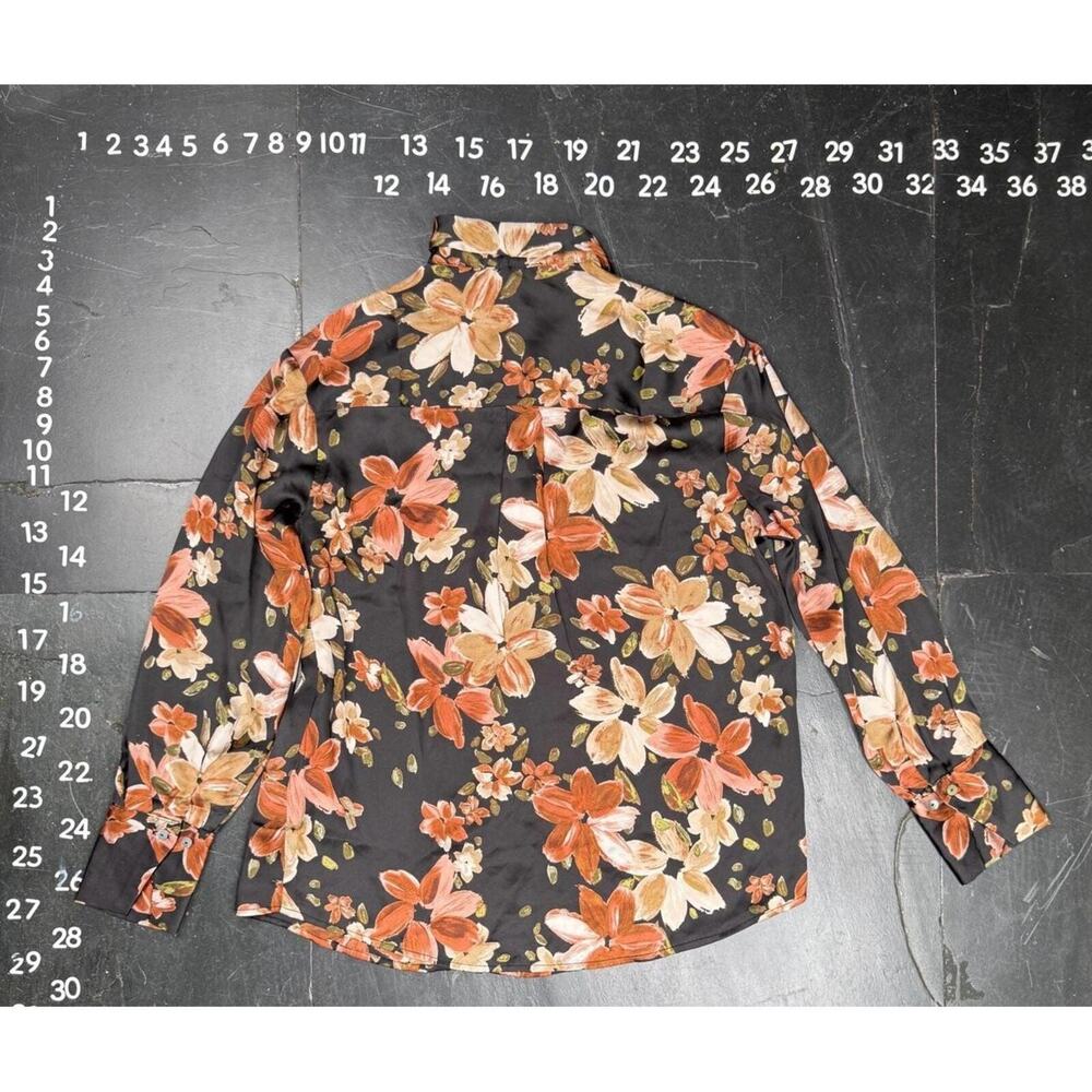 Tamara H Floral Long Sleeve Button-Up Blouse - Picture 4 of 6